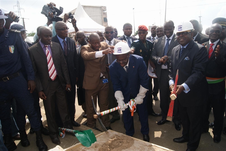 Cérémonie de lancement officiel des travaux de construction de l’échangeur du carrefour de la Riviéra 2: le Discours de Monsieur Madani M. Tall, Directeur des Opérations de la Banque mondiale